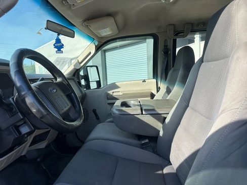 Used 2010 Ford F250 XLT image 23