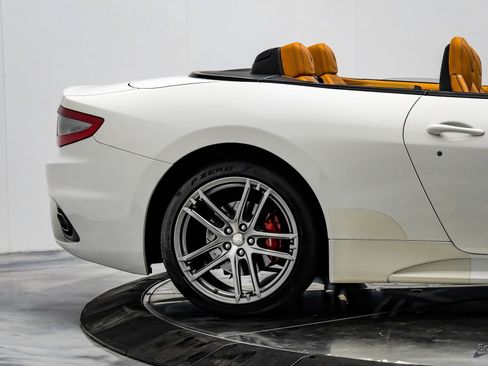 Used 2018 Maserati GranTurismo Sport image 24