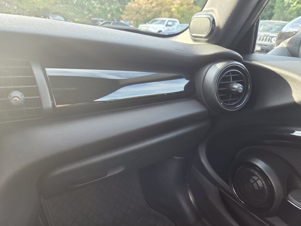 Used 2017 MINI Cooper John Cooper Works FWD image 19