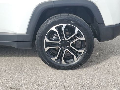 Used 2023 Jeep Compass Limited AWD/4WD image 7