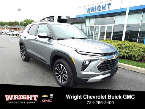 Used 2025 Chevrolet TrailBlazer LT AWD/4WD image 1