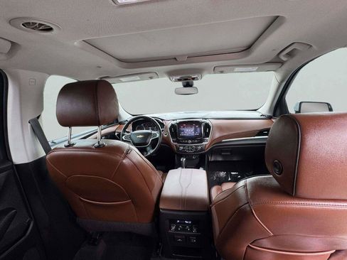 Used 2020 Chevrolet Traverse High Country AWD/4WD image 36