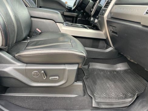 Used 2020 Ford F250 Platinum w/ FX4 Off-Road Package image 39