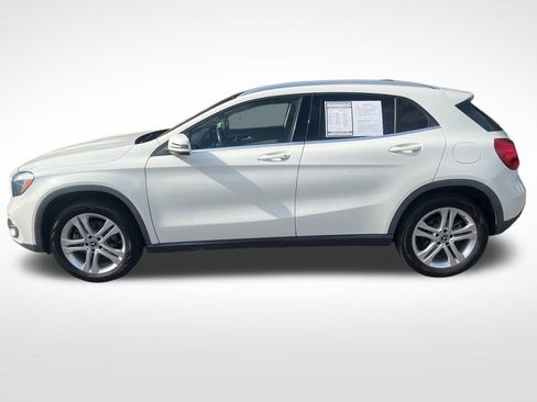 Used 2018 Mercedes-Benz GLA 250 4MATIC w/ Convenience Package image 2