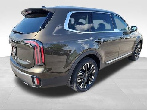 Certified 2025 Kia Telluride SX Prestige image 3