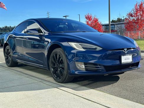 Used 2016 Tesla Model S 90D image 7