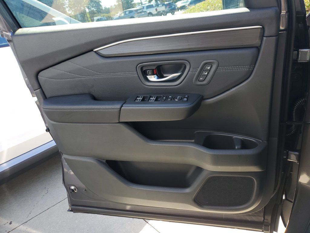 New 2026 Honda Pilot Touring image 22