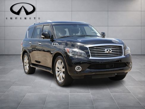 Used 2014 INFINITI QX80 2WD w/ Deluxe Touring Package image 3