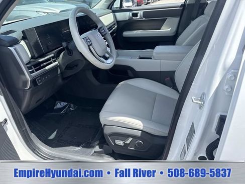 Used 2026 Hyundai Santa Fe SEL AWD/4WD image 17