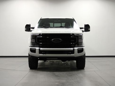 Used 2022 Ford F250 Lariat w/ Tremor Off-Road Package image 9