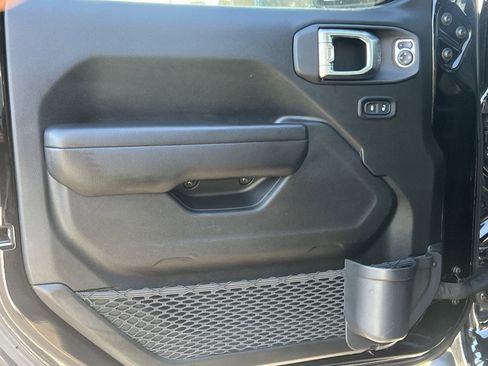 Used 2021 Jeep Gladiator Mojave image 15