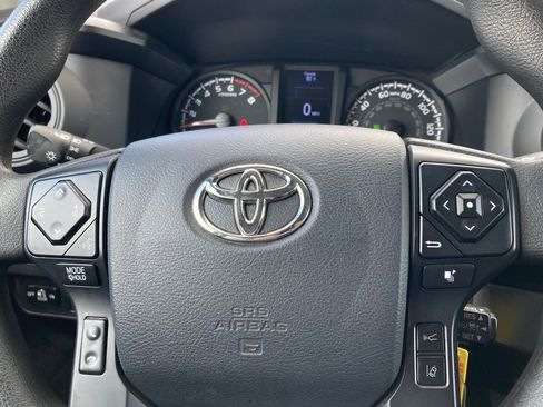 Used 2020 Toyota Tacoma SR image 15