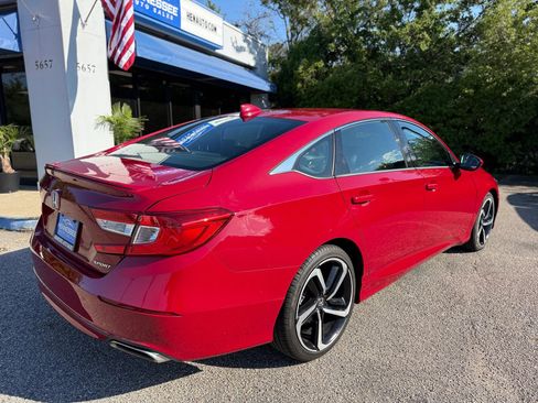 Used 2019 Honda Accord Sport image 12