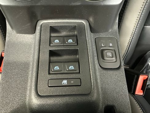 New 2026 Ford Bronco Outer Banks AWD/4WD image 24