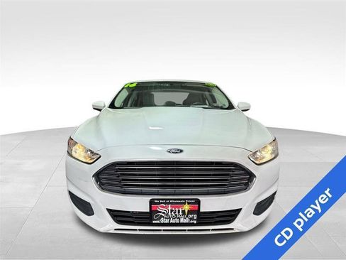 Used 2016 Ford Fusion S image 2