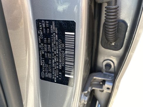 Certified 2023 Hyundai Elantra SEL FWD image 31