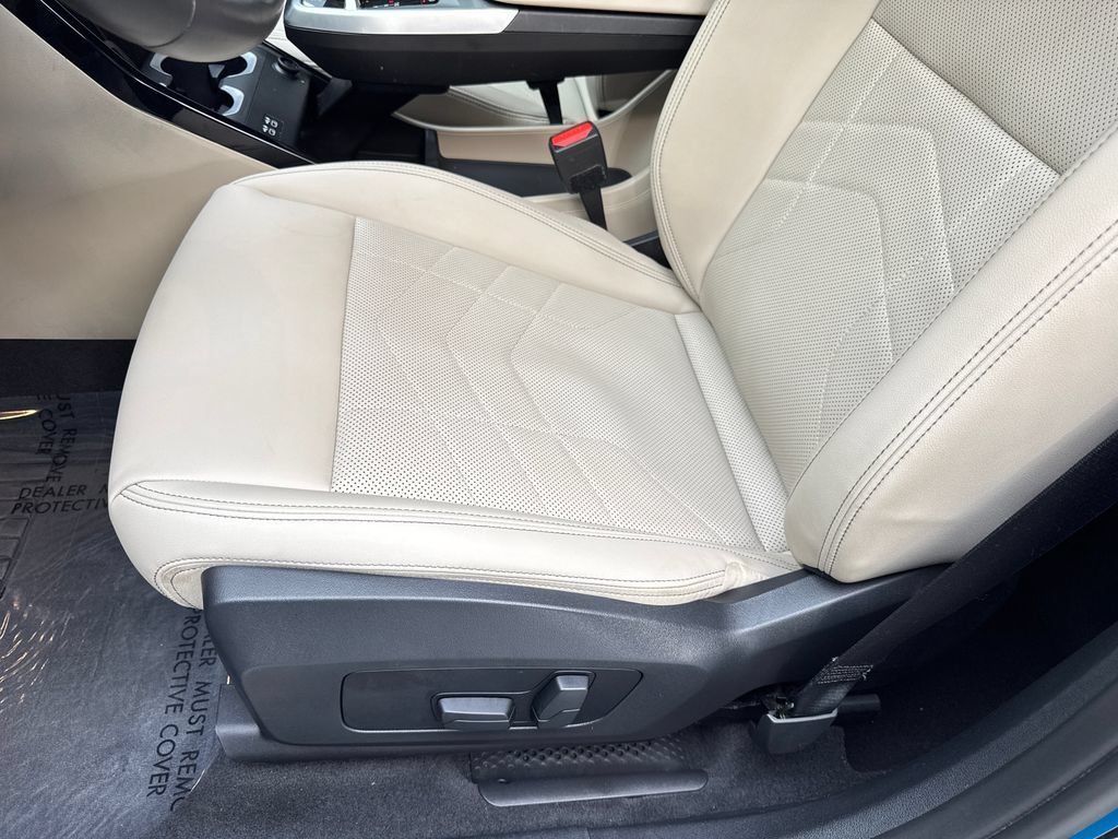 Used 2023 BMW X1 xDrive28i w/ Premium Package AWD/4WD image 27