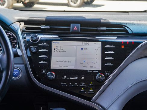 Used 2018 Toyota Camry SE w/ Audio Package FWD image 14
