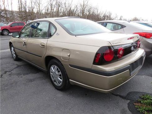 Used 2004 Chevrolet Impala w/ Preferred Equipment Group image 2