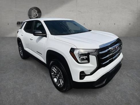 Used 2025 GMC Terrain Elevation AWD/4WD image 4