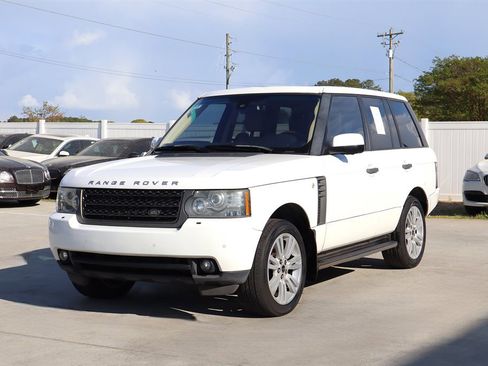 Used 2011 Land Rover Range Rover HSE LUX image 3