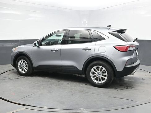 Used 2021 Ford Escape SE w/ Convenience Package AWD/4WD image 4