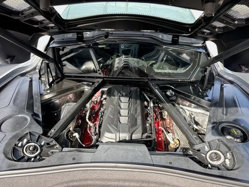 Used 2025 Chevrolet Corvette Stingray Coupe w/ Z51 Performance Package RWD image 26