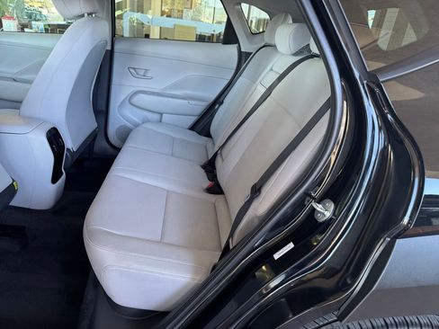 Used 2025 Hyundai Kona SEL image 25