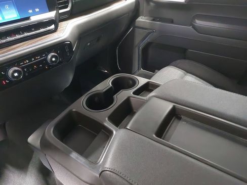 Used 2023 Chevrolet Silverado 1500 LT image 47