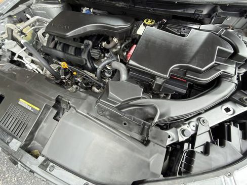 Used 2021 Nissan Rogue Sport S FWD image 29