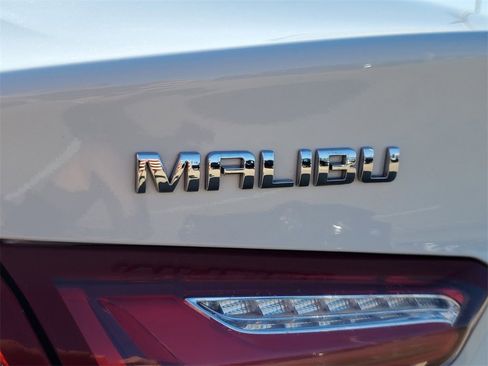 Used 2024 Chevrolet Malibu LT image 5