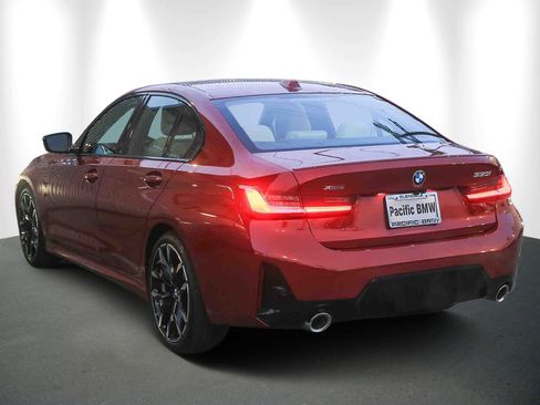 Used 2025 BMW 330i xDrive Sedan image 4