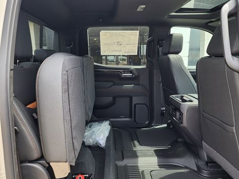 New 2026 GMC Sierra 1500 AT4 w/ AT4 Premium Package AWD/4WD image 46
