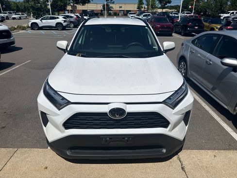 Used 2025 Toyota RAV4 XLE FWD image 2