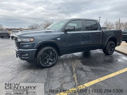 New 2026 RAM 1500 Big Horn AWD/4WD image 1