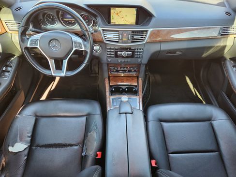 Used 2013 Mercedes-Benz E 350 Sedan image 28