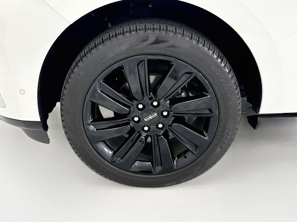 Used 2024 Lincoln Navigator Black Label AWD/4WD image 28