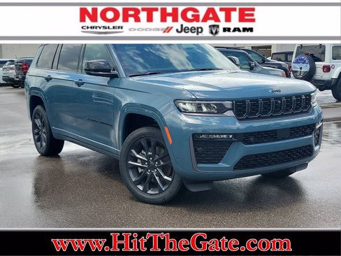 New 2026 Jeep Grand Cherokee L Limited AWD/4WD image 1