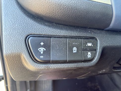 Used 2023 Kia Seltos S w/ Navigation Package image 13