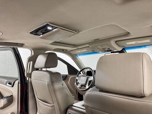 Used 2019 GMC Yukon XL SLT w/ Open Road Package image 12