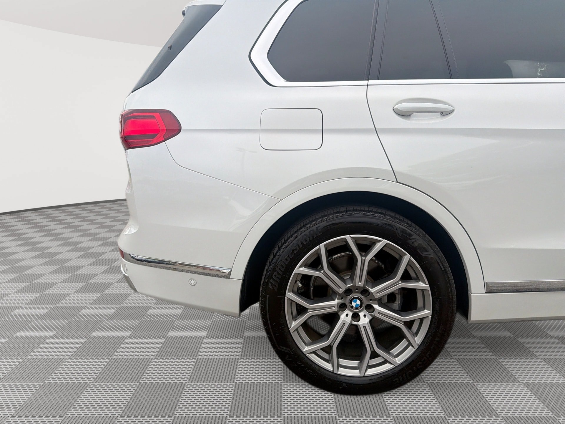 Used 2019 BMW X7 xDrive40i w/ Premium Package AWD/4WD image 30