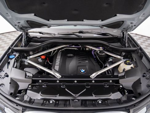 Used 2023 BMW X7 xDrive40i w/ M Sport Package image 36