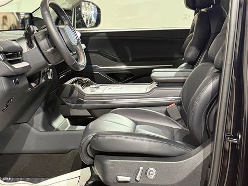 New 2026 Lincoln Navigator Premiere AWD/4WD image 44