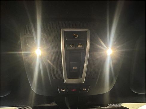 Used 2016 Mercedes-Benz G 63 AMG 4MATIC image 16