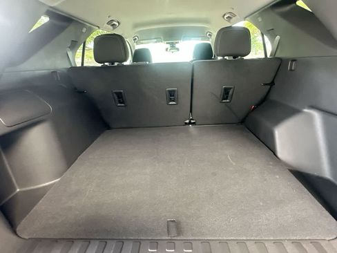 Used 2024 Chevrolet Equinox LS w/ LS Convenience Package AWD/4WD image 25