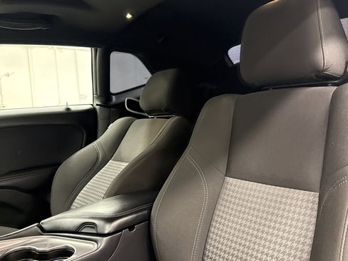 Used 2023 Dodge Challenger SXT w/ Blacktop Package image 6