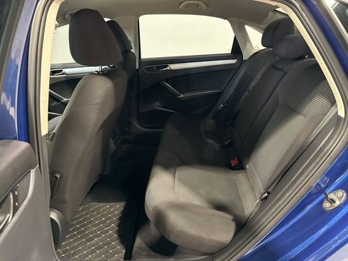 Used 2017 Volkswagen Passat 1.8T S FWD image 28