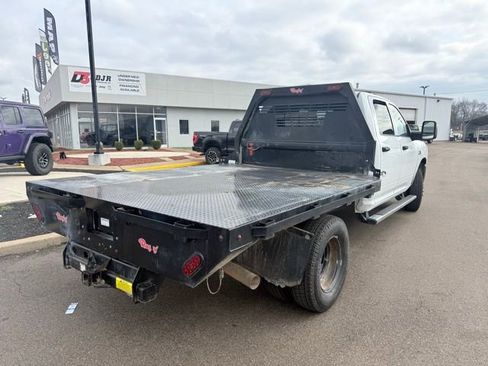 Used 2024 RAM 3500 Tradesman w/ Chrome Appearance Group image 7