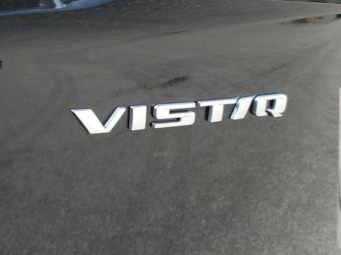 New 2026 Cadillac Vistiq Platinum image 30