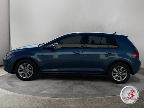 Used 2017 Volkswagen Golf S FWD image 4